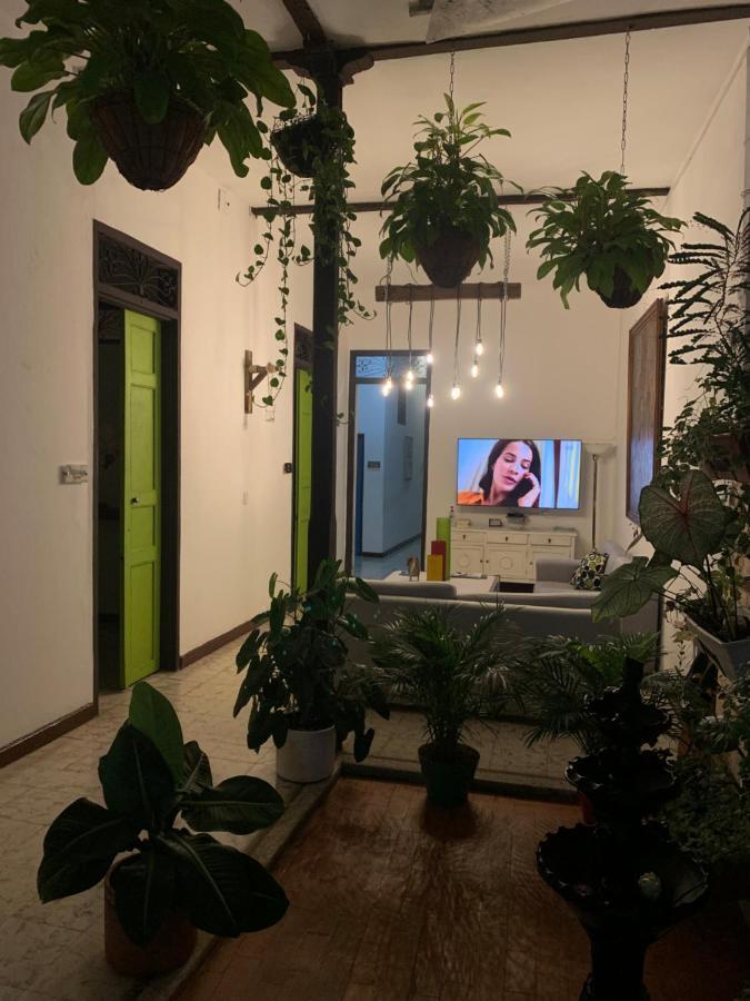 Casa Blanca San Antonio Hostal Boutique Cali Exterior photo