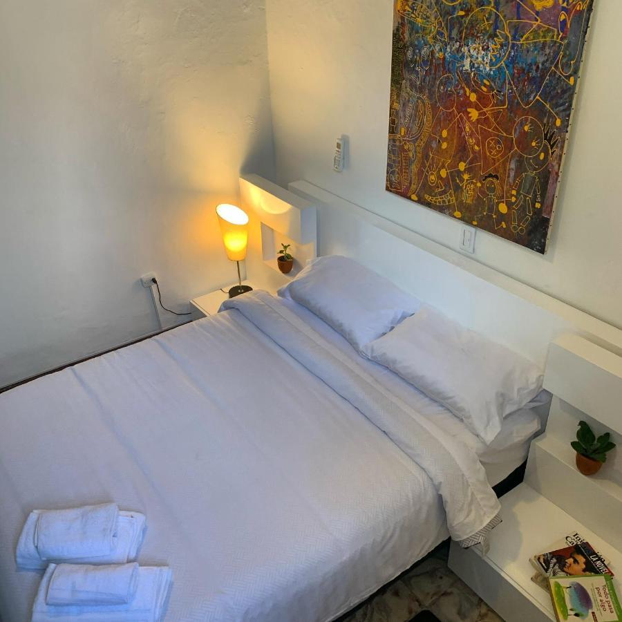 Casa Blanca San Antonio Hostal Boutique Cali Exterior photo