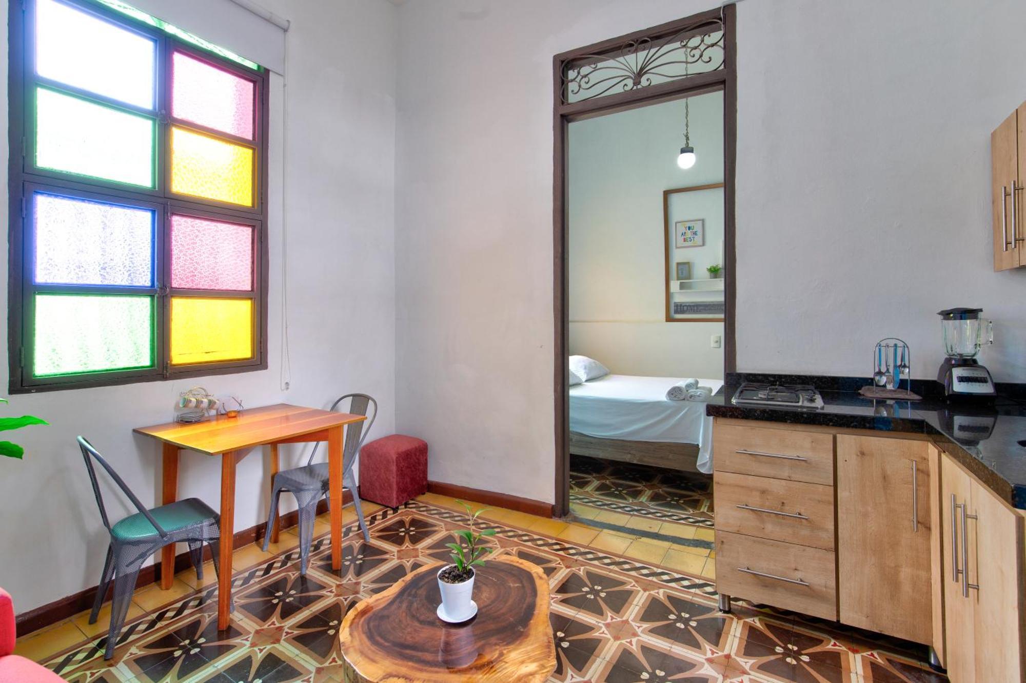 Casa Blanca San Antonio Hostal Boutique Cali Exterior photo