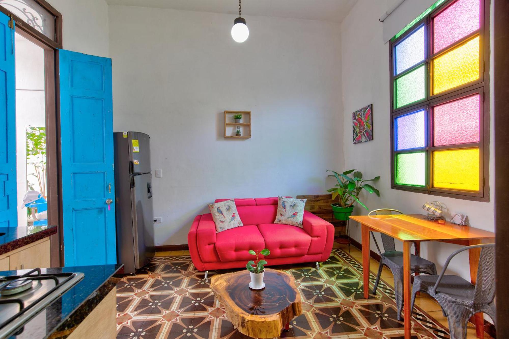 Casa Blanca San Antonio Hostal Boutique Cali Exterior photo