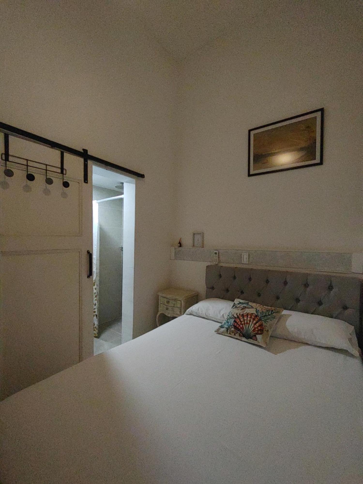 Casa Blanca San Antonio Hostal Boutique Cali Room photo